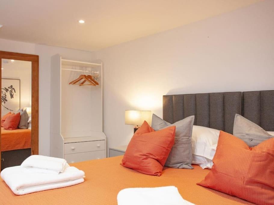 1 Perfectly Located Stylish, Comfortable Apartment 锡德茅斯 外观 照片